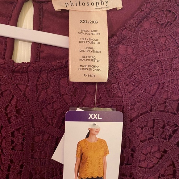 🍷Wine color 🍷 Lace eyelet Ladies Blouse NWT - Picture 9 of 13